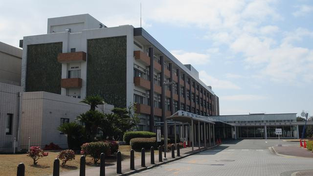 切斯特大學為什么那么多人去讀？