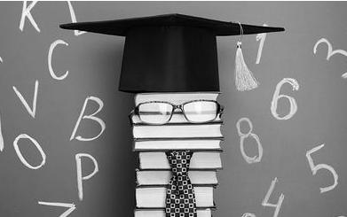 2022年武漢大學在職研究生學費多少錢一年
